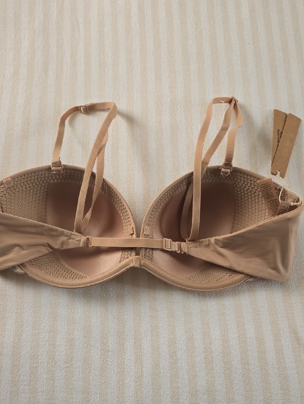 SKIMS Multi-way Bra Size:36D Clay - Picture 3 of 6